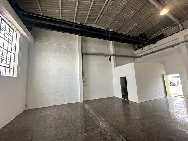 To Let commercial Property for Rent in Maitland Western Cape